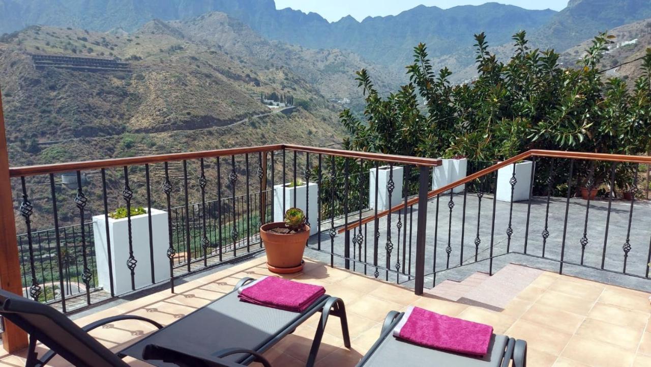 Casa La Sabina Roja 1, casa con impresionantes vistas sobre Hermigua y el mar Exterior foto